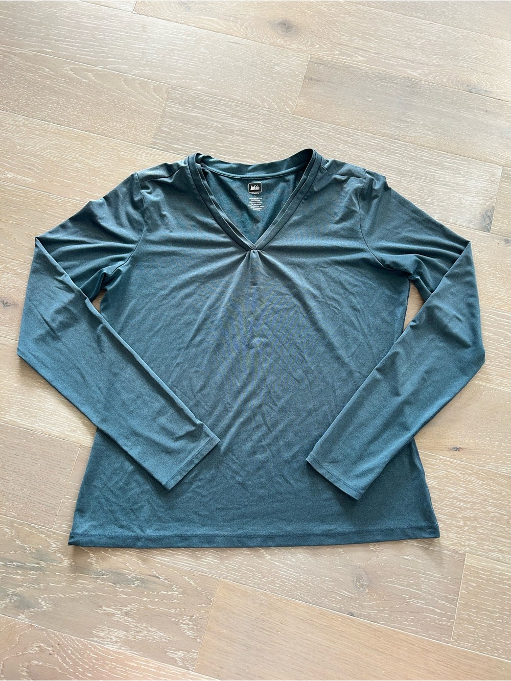 REI Women’s Long-Sleeve V-Neck Top in Teal Green